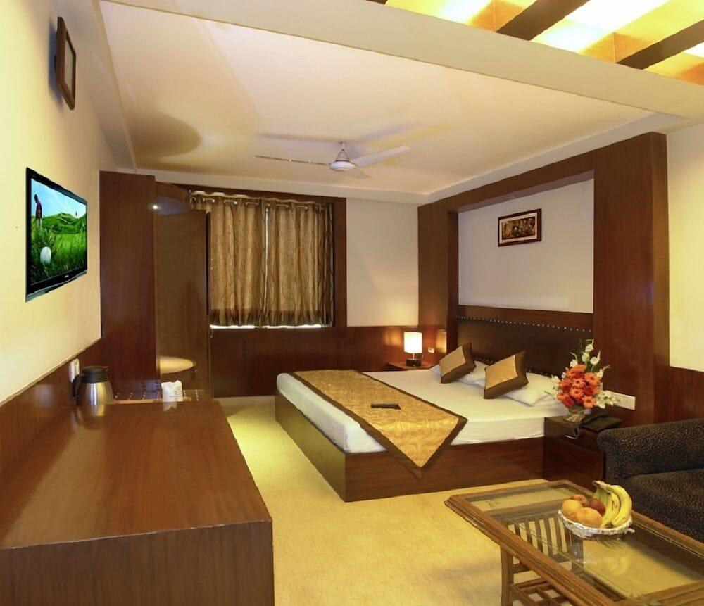 Hotel Apra Deluxe New Delhi Rum bild